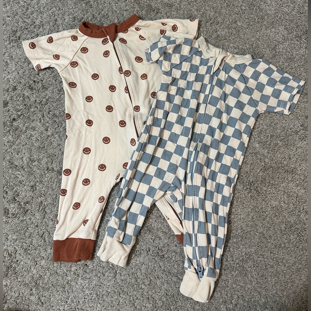 3-6 months Goumi rompers